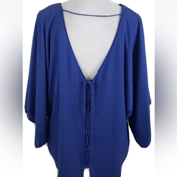⭐️WHBM, Periwinkle Blouse,Cool Lace-Up Back, Flowy, Sexy Blouse, Size XXS - Picture 8 of 14
